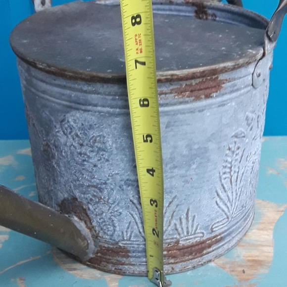 LARGE Vintage Watering Can Rustic Metal Pitcher - Picture 13 of 15
